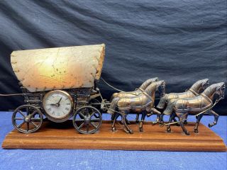 Vintage United Clock Corp 550 Horse - Drawn Covered Wagon Clock W/light,