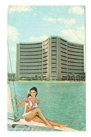 Bikini Woman Sheraton Waikiki Hotel Honolulu Hawaii Vintage Postcard Af166