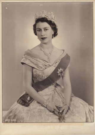 Elizabeth Ii. ,  Queen (1926) - Oversize Signed Photograph From Coronation Year