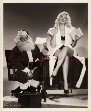 Vintage 1948 Sexy Leggy Adele Jergens Santa Clause Helper I Love Trouble Photo