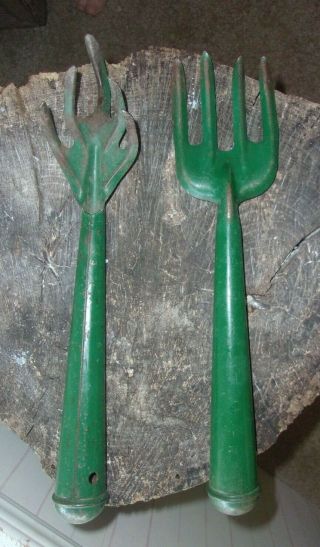 Set 2 Vtg Green Metal Hand Cultivator & Fork Digger Weathered Garden Tools 13.  5 "