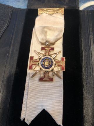 1944 Freemasons Masonic 33rd Degree 14k Gold Medal Enameling Lodge Of Perfection