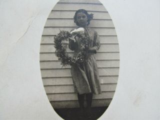Vintage Black & white photo Postcard - Girl oval picture with a heart wreath. 2