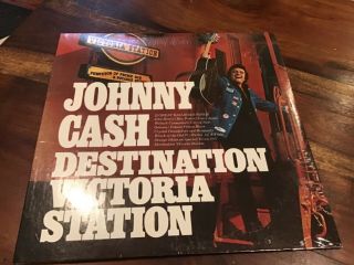 Johnny Cash Destination Victoria Station 1975 Lp In - Vs150