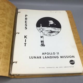 1969 Nasa Press Kit Apollo 11 Lunar Landing Mission 250 Pages