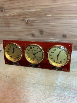 Vintage World Desk Clock Quartz Swiss Made