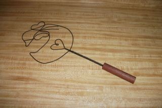 Vintage Duck Shaped Metal Twisted Wire Rug / Carpet Beater W/ Wooden Handle