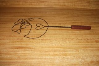 Vintage Duck Shaped Metal Twisted Wire Rug / Carpet Beater W/ Wooden Handle 3