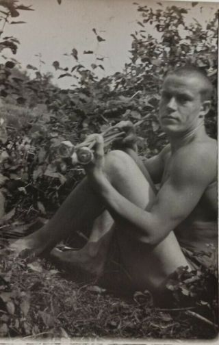Vintage Photo Muscular Handsome Guy Man Shirtless Trunks Bulge Gay Int