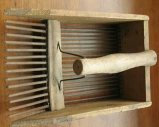 Primitive Hand Made Small Wood W/ Wood Tines Cranberry Picker Rake Scoop 2