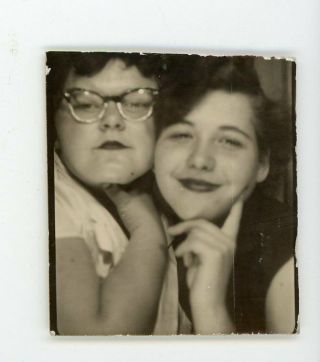 Playful Photo Girls Making Glamorous Pose Together In Photobooth Vintage Photo