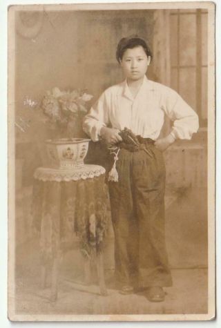 Cute Chinese Girl Broomhandle Mauser C96 Pistol Studio Photo 1950s China
