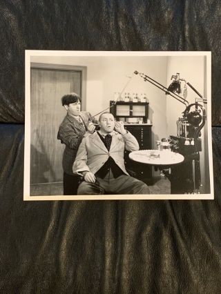 Vintage Three Stooges Publicity Press Photo 8x10 " B&w Marked D 570 - 7 Moe Curlie