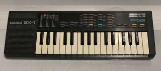 Vintage Casio Sk - 1 Portable Sampling Keyboard & 32 Key Electronic