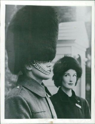 1953 Press Photo Royalty Mrs John Shako Hats Headgear Palace Guard Beauty 7x9