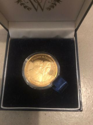 Prince William & Kate 22K Gold Plate Royal Wedding Commemorative Coin Maklouf - B 2