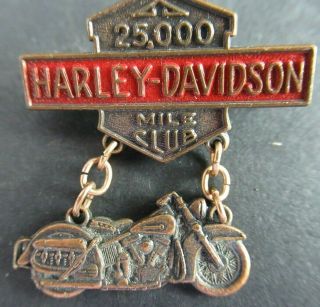 Vintage Harley Davidson 25,  000 Mile Club Pin