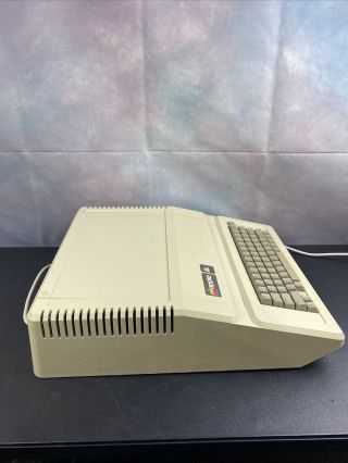 Apple Vintage Personal Computer,  Model IIe 2e A2S2064 3