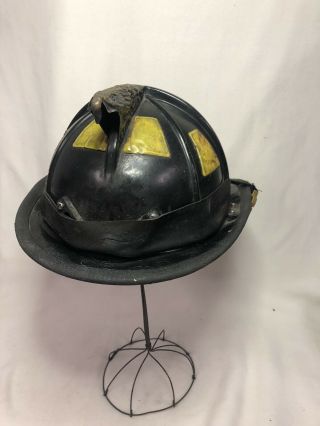 Cairns Helmet Fireman CHICAGO ILLINOIS FD,  1977 2