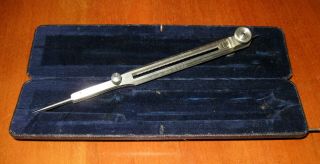 Vintage Dietzgen Co.  Chicago NY N.  O.  SF Plane Solid Circle Drafting Tool w Case 2