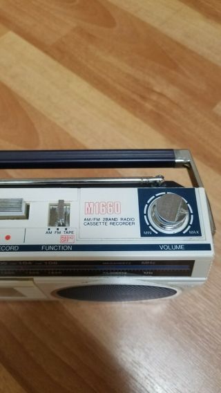Sanyo Model M1660 Radio Cassette Recorder AM/FM Radio Vintage Rare Boombox 3