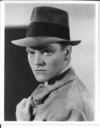 8x10 Black And White Hollywood Photo Of Young James Cagney