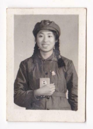 Cute Red Guards Girl Photo Chairman Mao Badge Red Book China Cultural Revolution