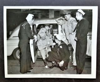 Rare/sailors/soldiers/army/vintage/1940 N.  Y.  Taxi/president Roosevelt/war News