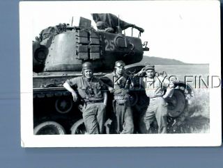 Found B&w Photo E,  3653 Soldiers Posed In Field By Military Tank