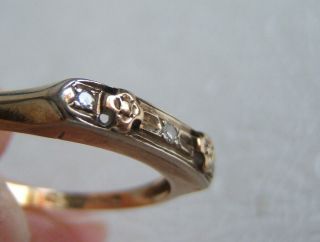 Vintage 14kt - 18kt Gold Ring W/ 3 Diamond Chips 2 Grams Size 6