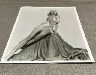 Vintage Celebrity 8x10 Movie Photo Still Pin Up Marilyn Monroe Swimsuit