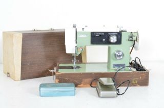 Vintage Pfaff Deluxe Dial - A - Stitch Zig Zag Sewing Machine W/ Pedal,  Case Japan