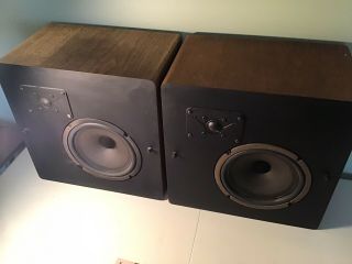 Jennings Research Contrara Bookshelf Speakers Vintage with Grills 2
