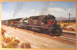 25 Vintage 8 - 3/4 " X 5 - 1/2 " Railroad / Train Postcards Feat.  Diesel Locomotives