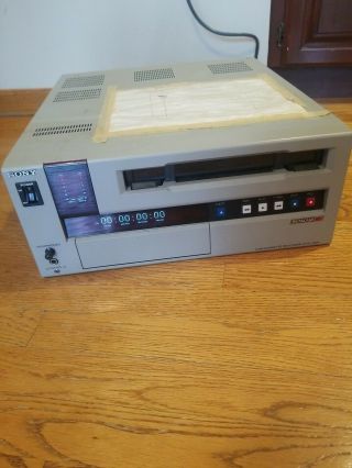 Vintage Sony Beta Uvw - 1800 Videocassette Sp Recorder Betacam - As - Is