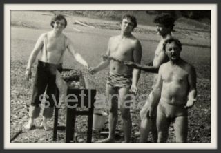 Beach Barbecue Beef Handsome Shirtless Men Trunks Muscle Bulge Gay Vintage Photo