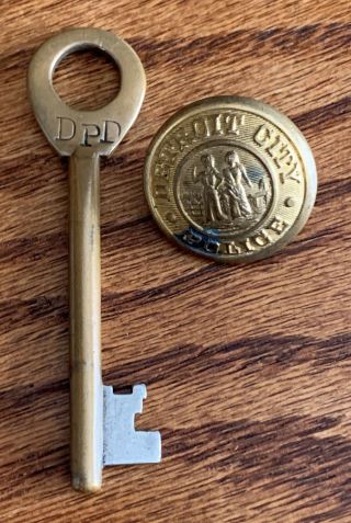 Vintage Detroit Police Department Police Call Box Key And Uniform Button