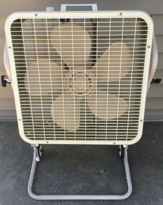 Vintage 3 Speed Lakewood Electric Box Fan P223 Wheel Stand Rare