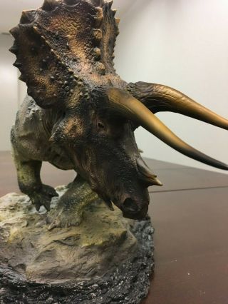 Sideshow Collectibles Triceratops Statue Dinosauria Jurassic Park 571/1000 5