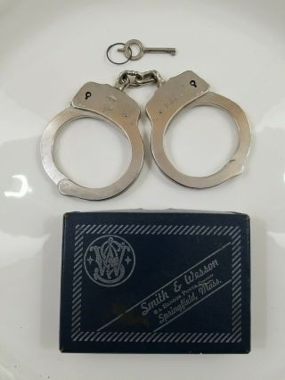 Vintage Smith And Wesson Hand Cuffs Model 90 Nickel Finish With Key