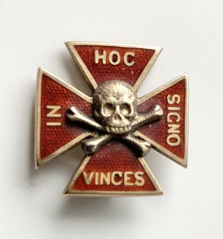 Antique Gold Knights Templar In Hoc Signo Vinces Skull & Crossbones Masonic Pin