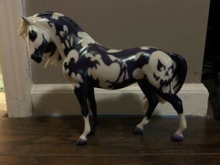 Breyer 2020 Halloween Horse Apparition On The Spirit Mold