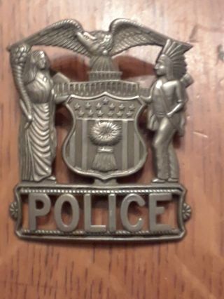 Vintage obsolete Chicago Illinois Police Uniform Hat badge 2