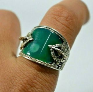 Ancient Victorian Sterling Silver Agate Engrave Unique Ring Green Glass Stone