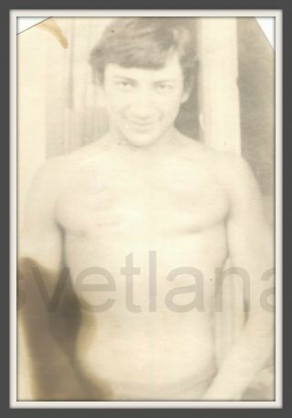 Sports Athlete Gaze Handsome Shirtless Man Muscle Physique Gay Int Vintage Photo