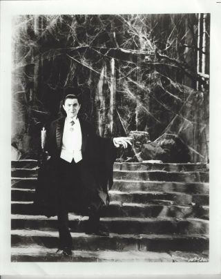 Bela Lugosi As Dracula 8x10 Black And White Photo