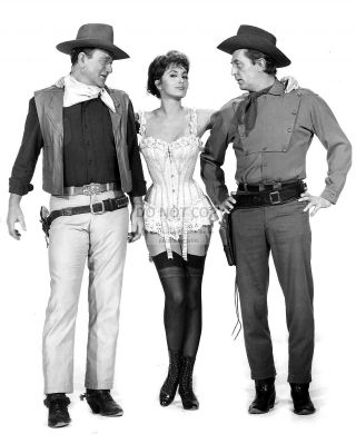 John Wayne,  Charlene Holt And Robert Mitchum In " El Dorado " 8x10 Photo (ep - 539)