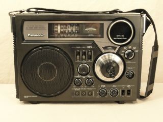 Vtg Panasonic 6 - Band Receiver Rf - 2600 Fm/am/sw W/cord Shortwave Radio