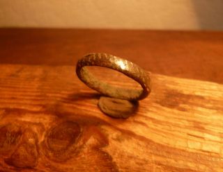 Early Medieval Saxon Or Viking Decorated Finger Ring - Metal Detecting Find