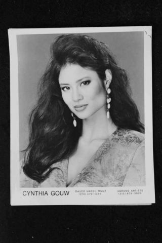 Cynthia Gouw - 8x10 Headshot Photo W/ Resume - Star Trek V